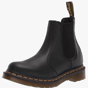Dr. Martens Women's 2976 Nappa Leather Chelsea Boot